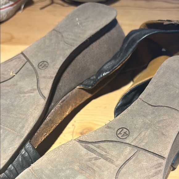 Miz Mooz Black Strappy Sandals with Ankle Strap - Picture 5 of 5